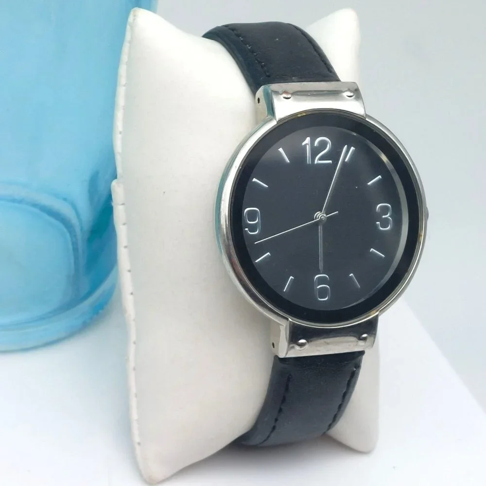 Vintage E. Gluck Corp Ladies Quartz Watch 78/1004 Y121E New Battery